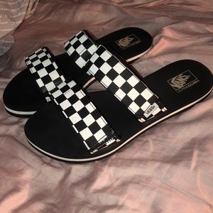 women's cayucas slide sandals